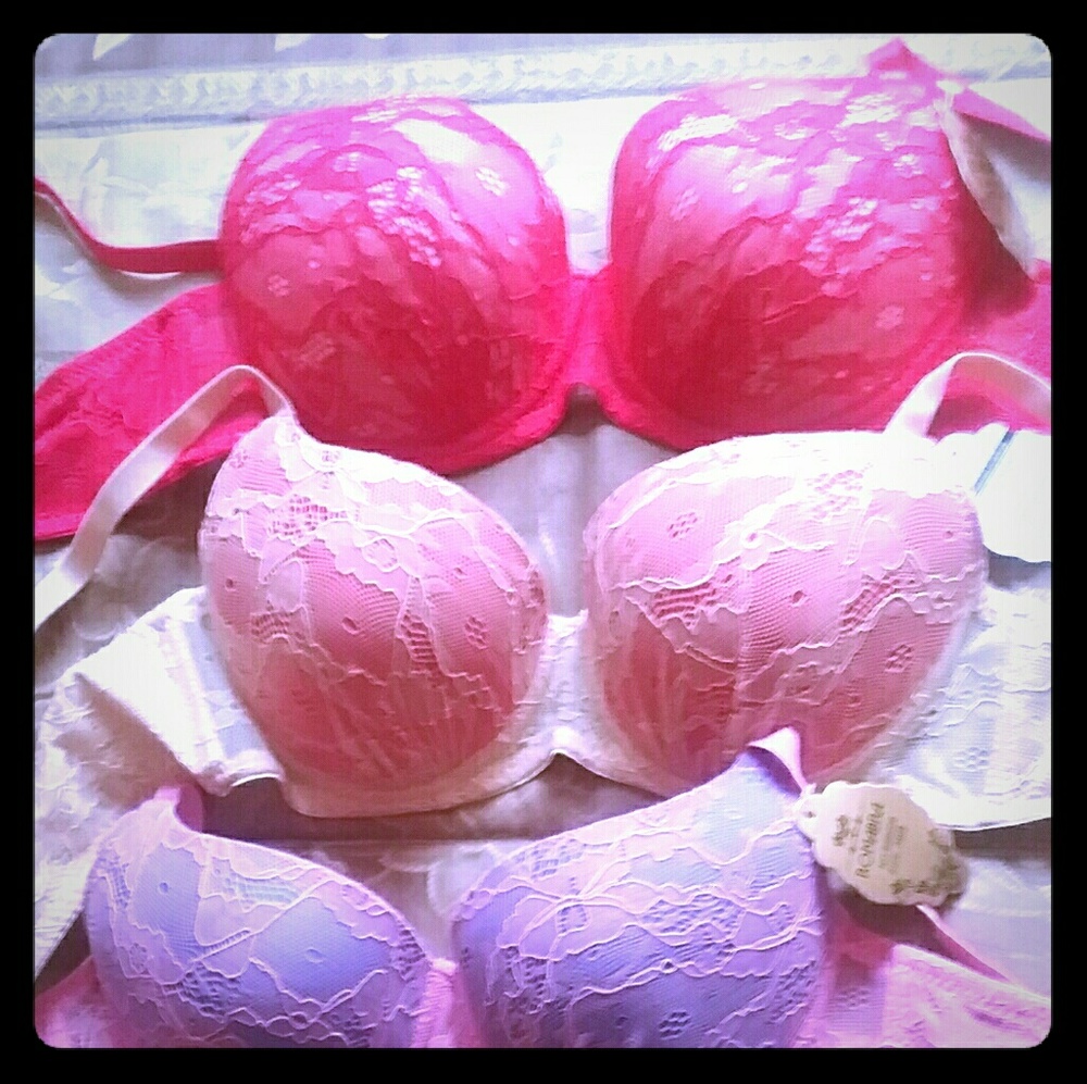 set of 5 bras